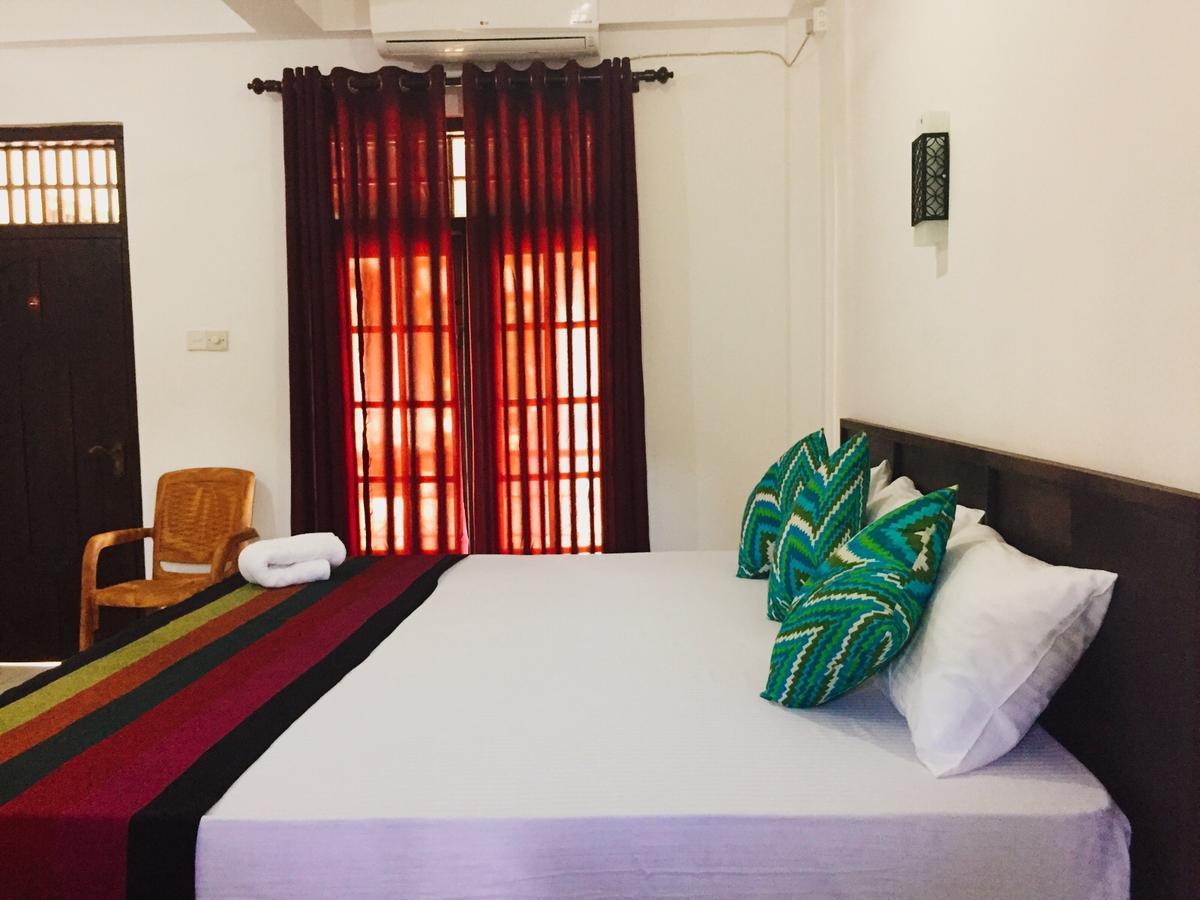 Myr-O Homestay Kombichankulama Buitenkant foto