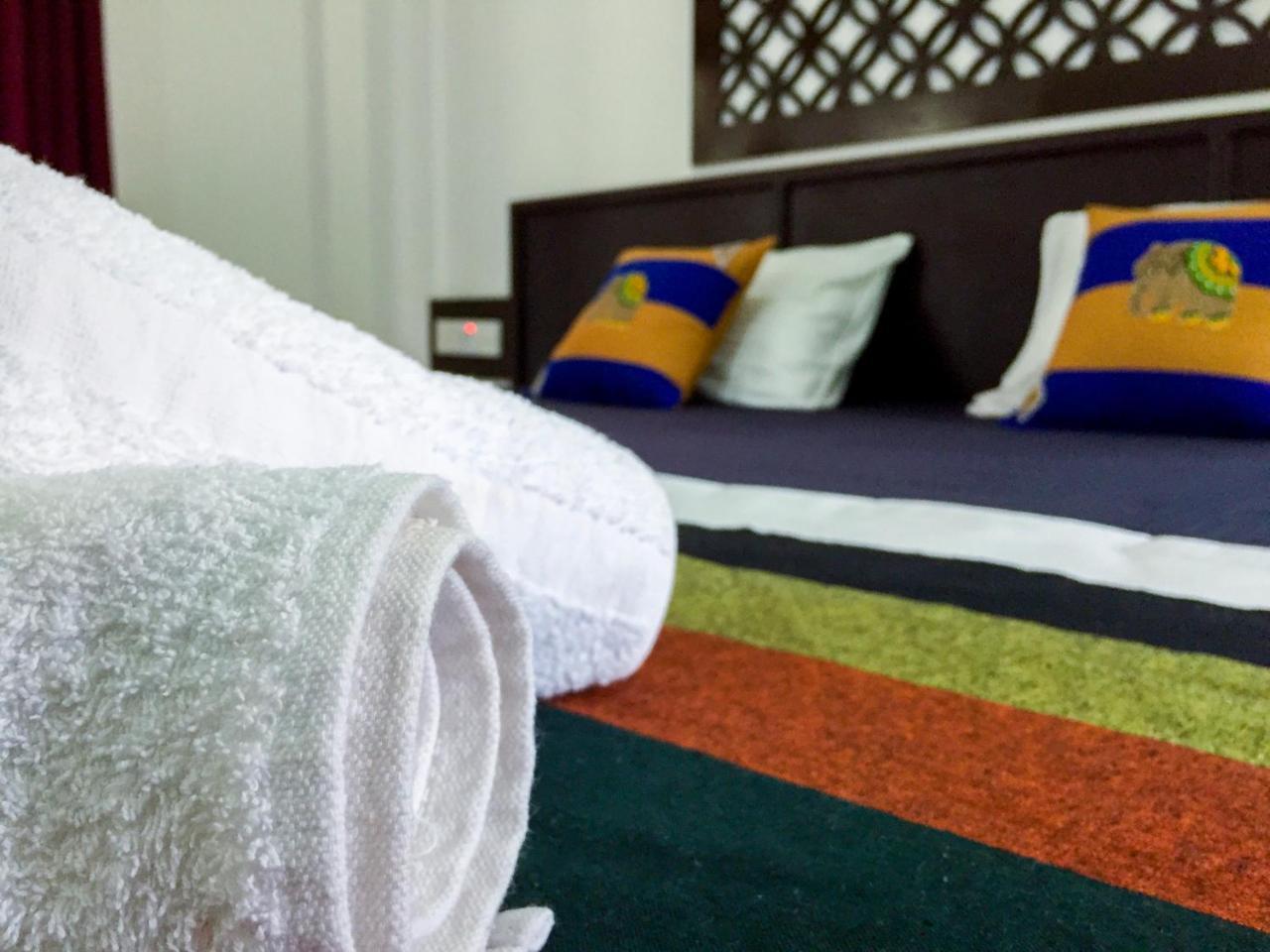 Myr-O Homestay Kombichankulama Buitenkant foto