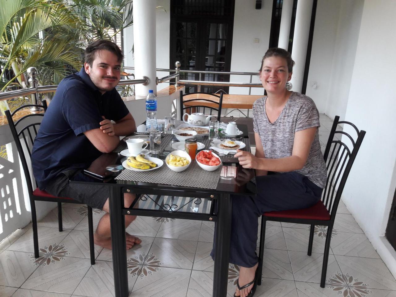Myr-O Homestay Kombichankulama Buitenkant foto