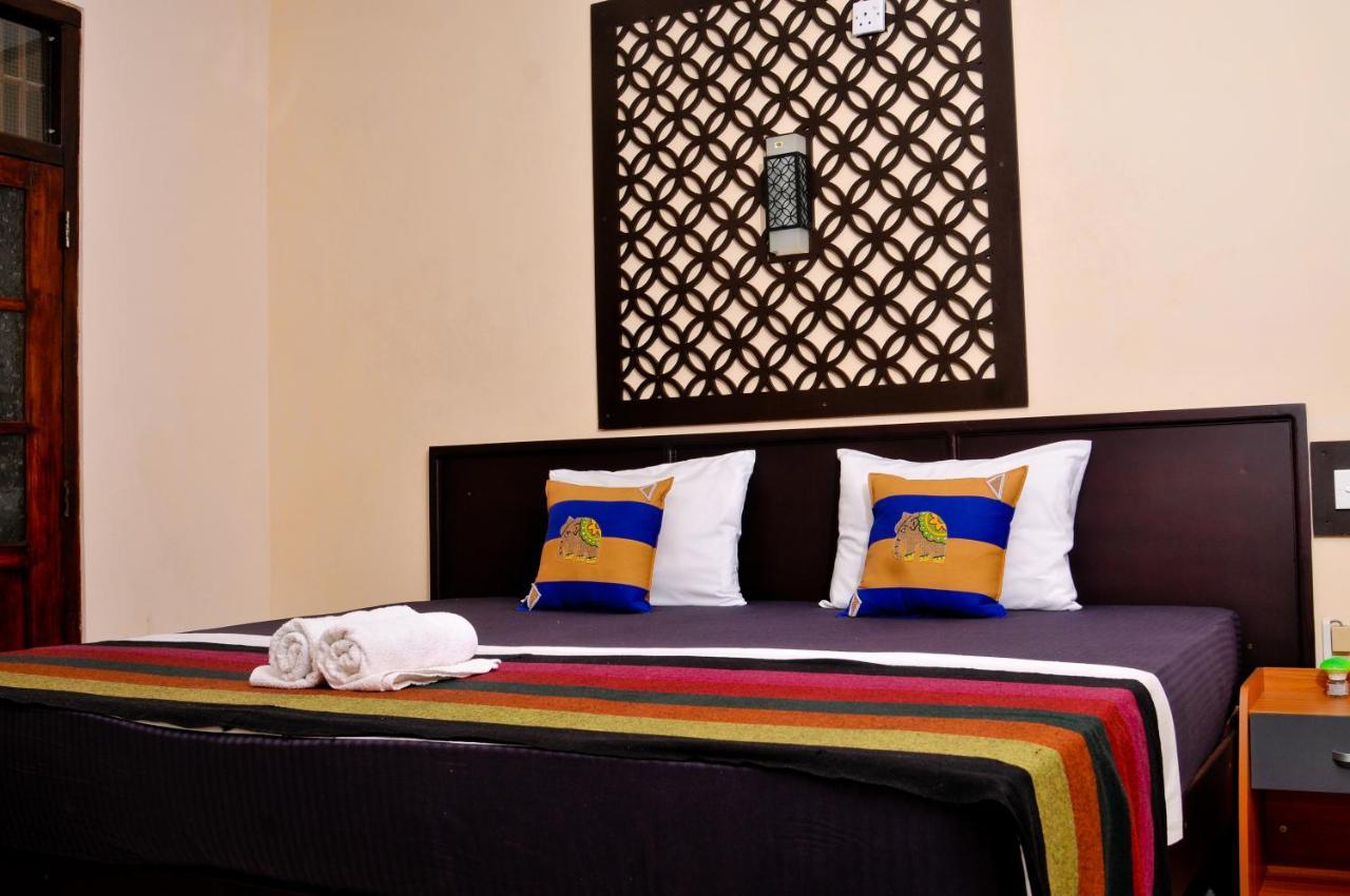 Myr-O Homestay Kombichankulama Buitenkant foto