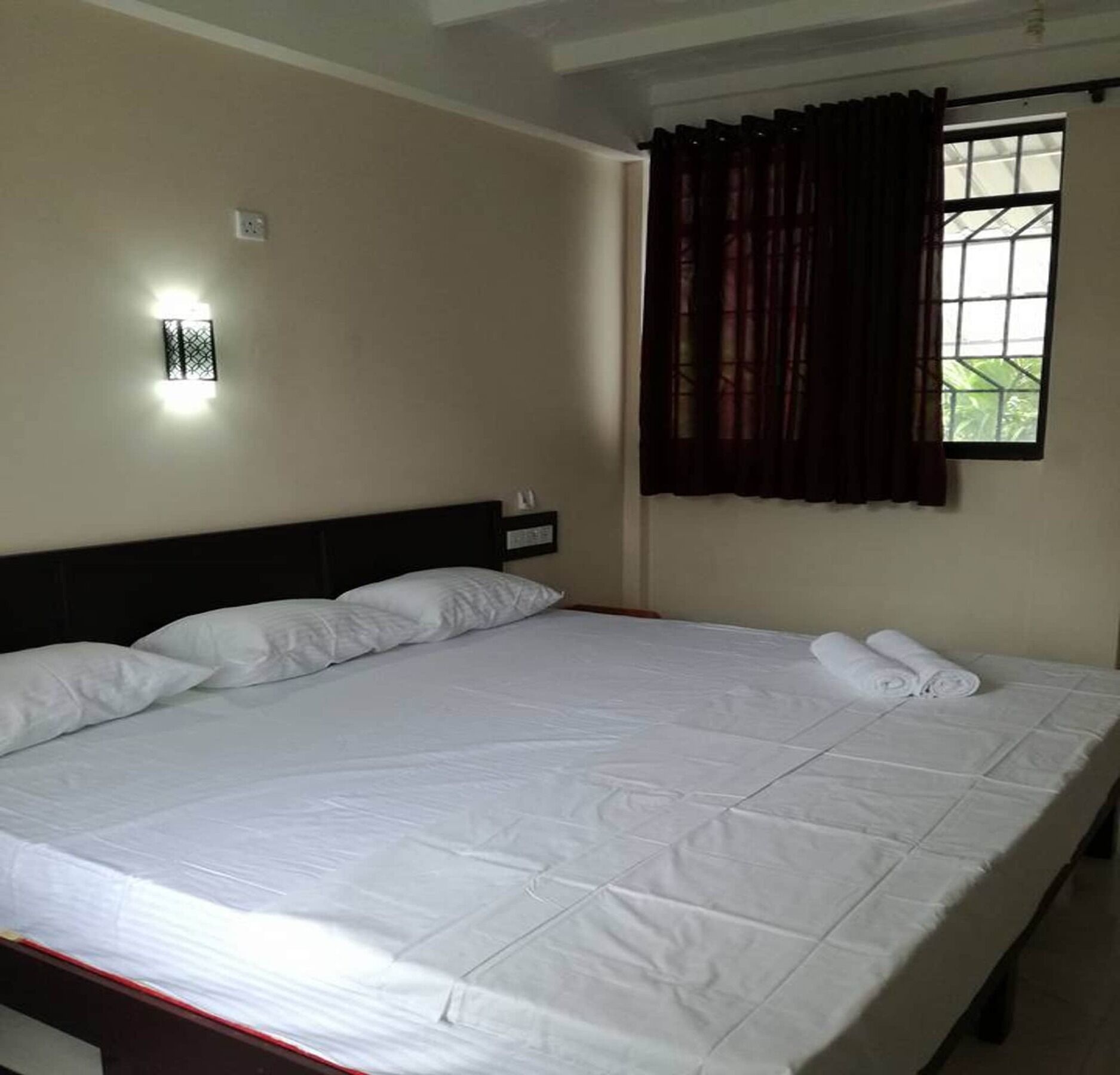 Myr-O Homestay Kombichankulama Buitenkant foto