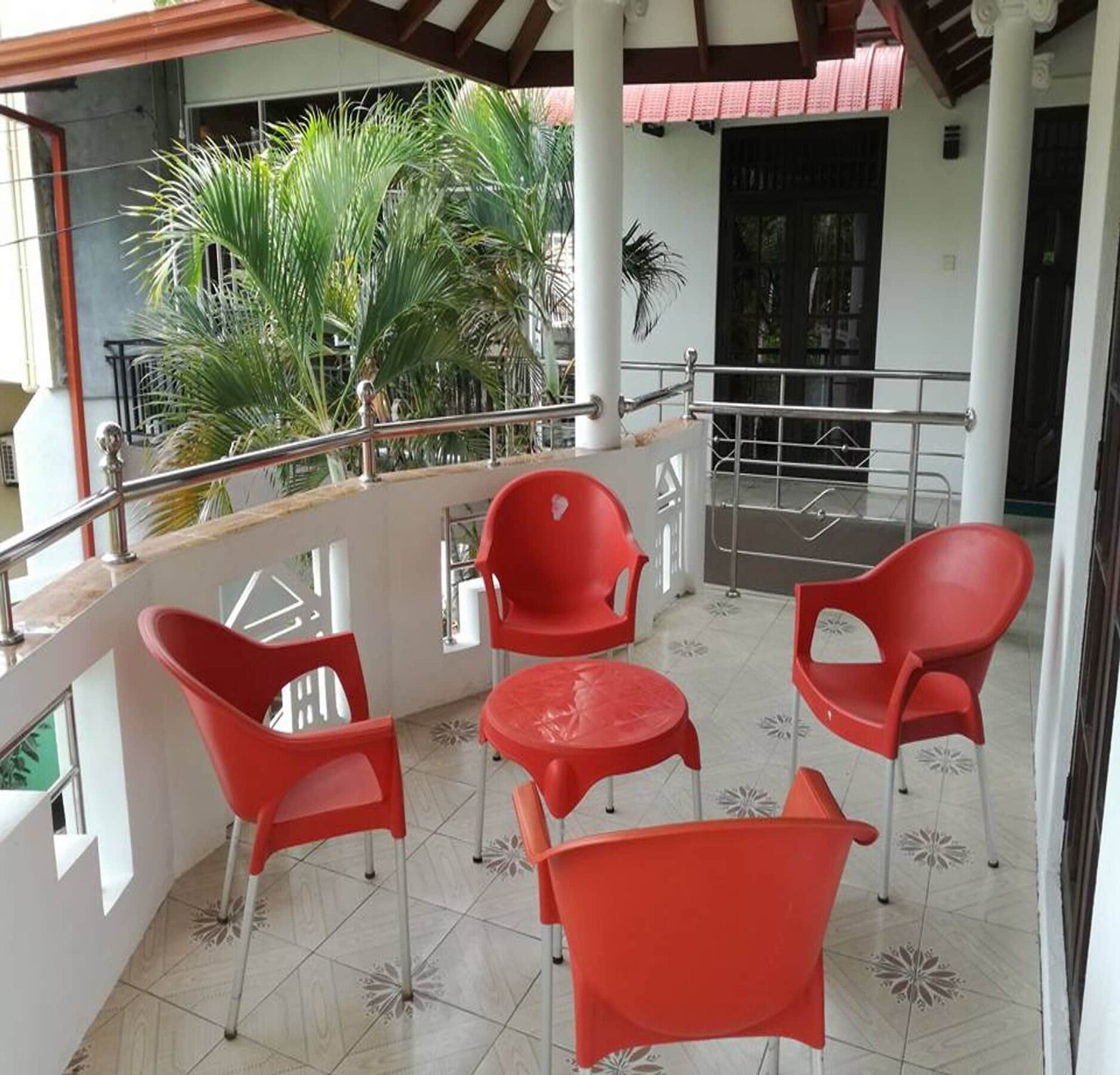 Myr-O Homestay Kombichankulama Buitenkant foto