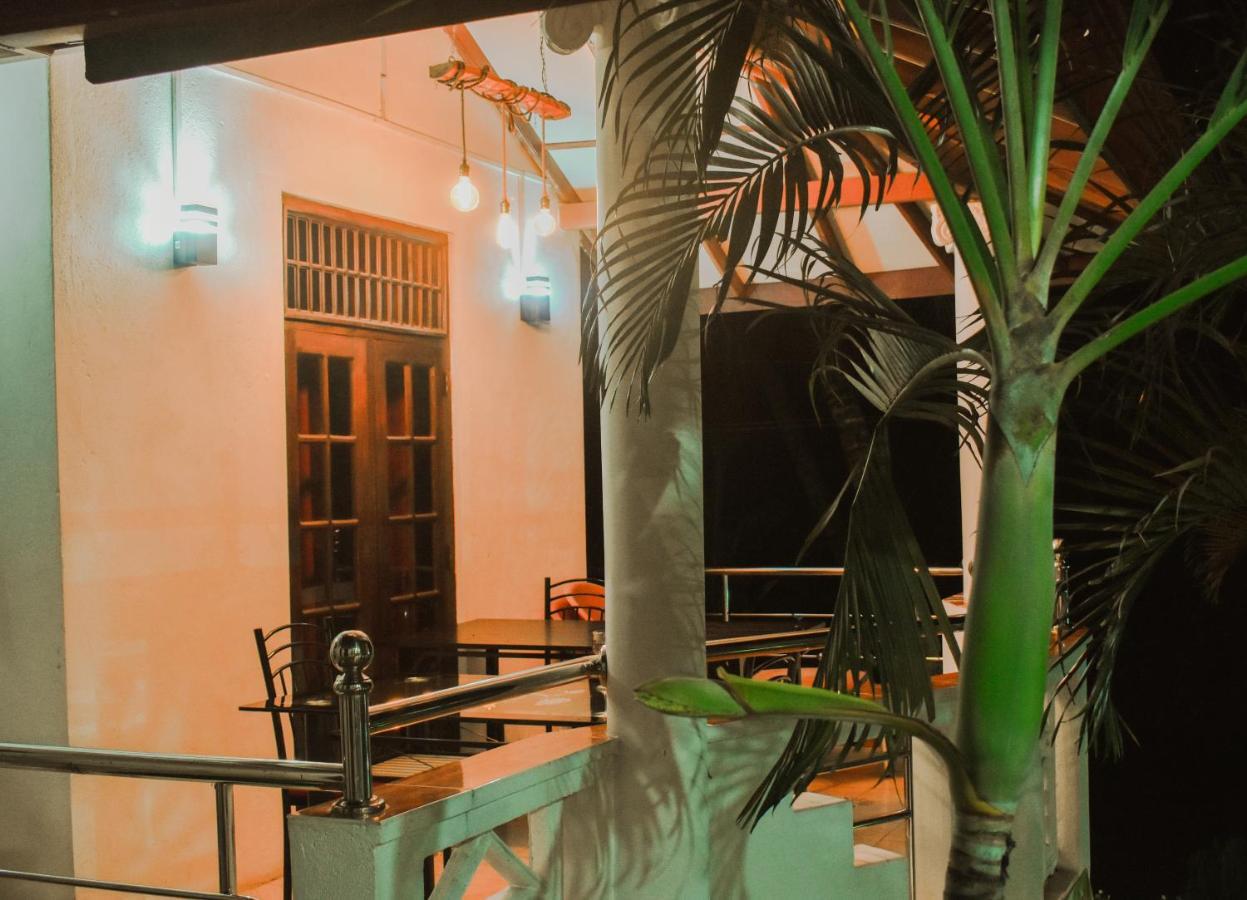Myr-O Homestay Kombichankulama Buitenkant foto